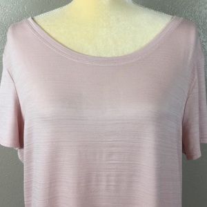Athleta Open Back / Key Hole Pink Tee Shirt. XS